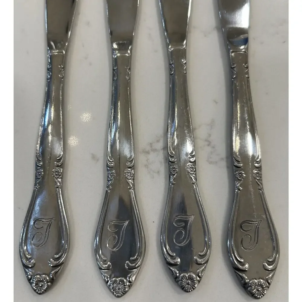 Vtg‎ Set of 4 Dinner Knives “T” Monogram Custom Made Floral Stainless Flatware